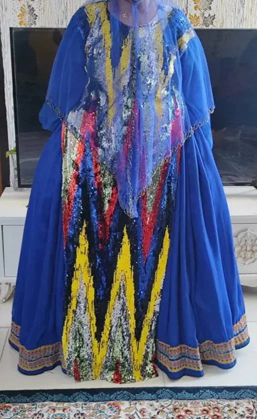 چند دست لباس محلی به فروش می رسد|لباس|شیراز, شهرک صنعتی شیراز|دیوار