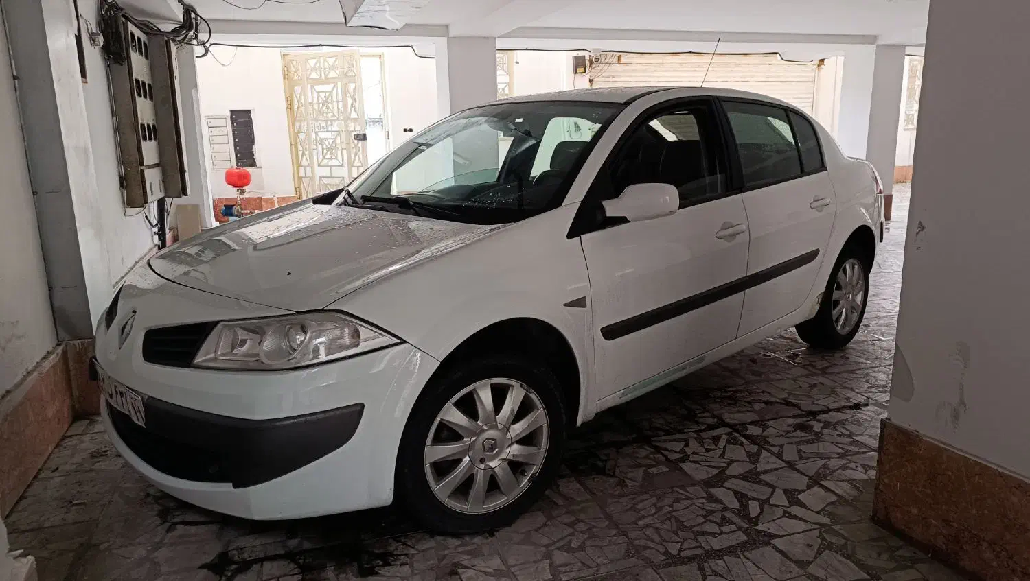 رنو مگان مدل ۹۲ کم کارکرد و فنی سالم|خودرو سواری و وانت|بابل, |دیوار