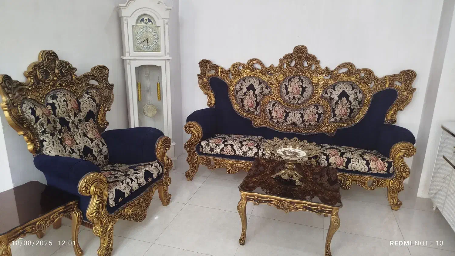 مبل سلطنتی|مبلمان خانگی و میز عسلی|ری, علایین|دیوار