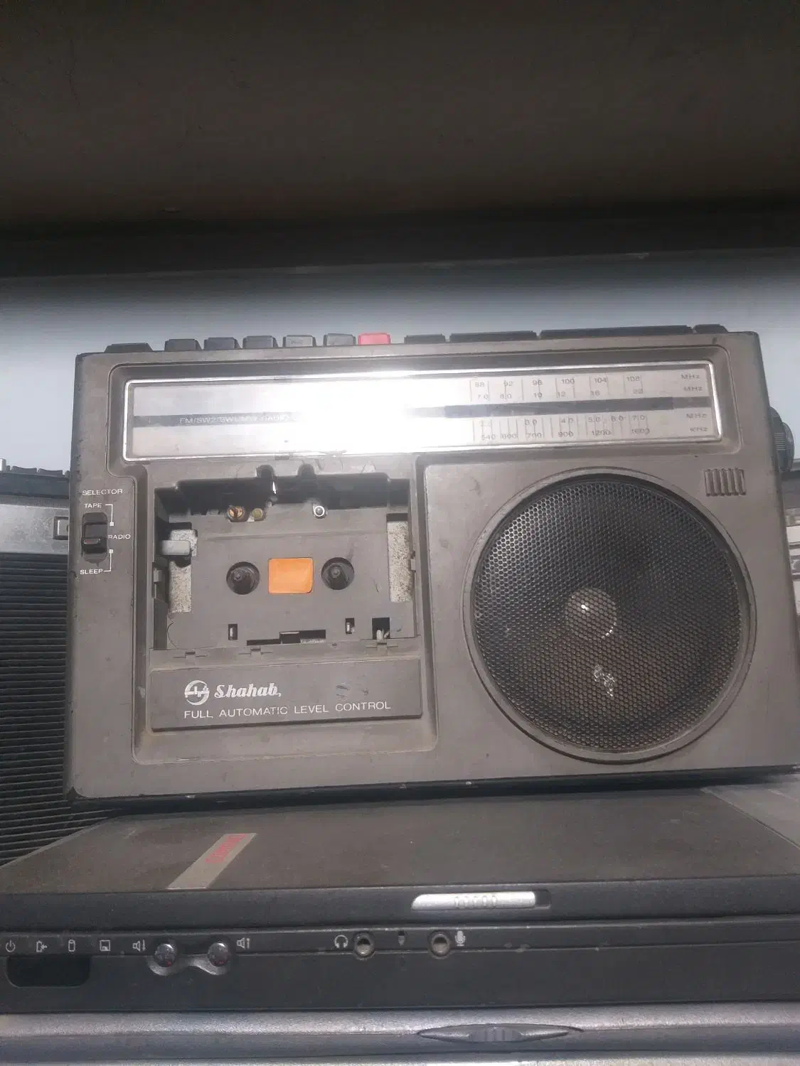 رادیو و رادیو ضبط قدیمی|سیستم صوتی خانگی|تربت جام, امام|دیوار