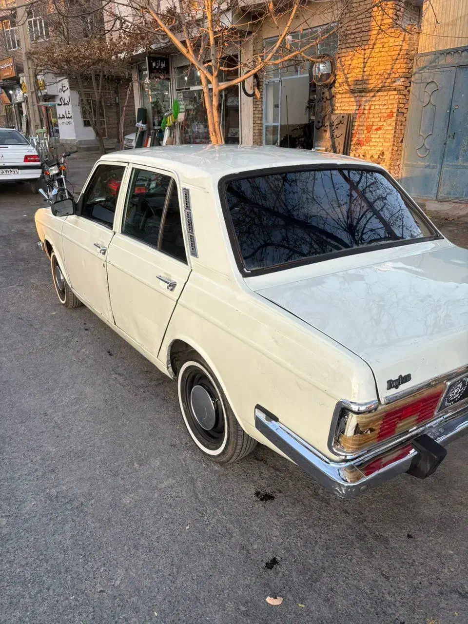 پیکان مدل ۸۳|خودرو سواری و وانت|شهرکرد, |دیوار