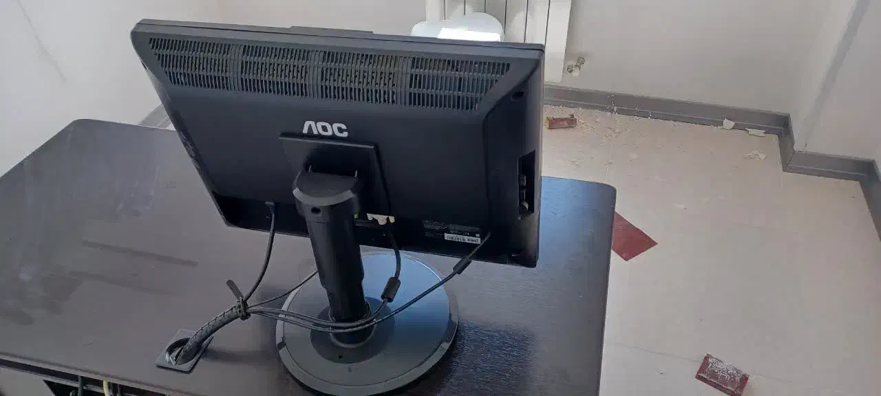 مانیتور AOC|قطعات و لوازم جانبی رایانه|همدان, |دیوار