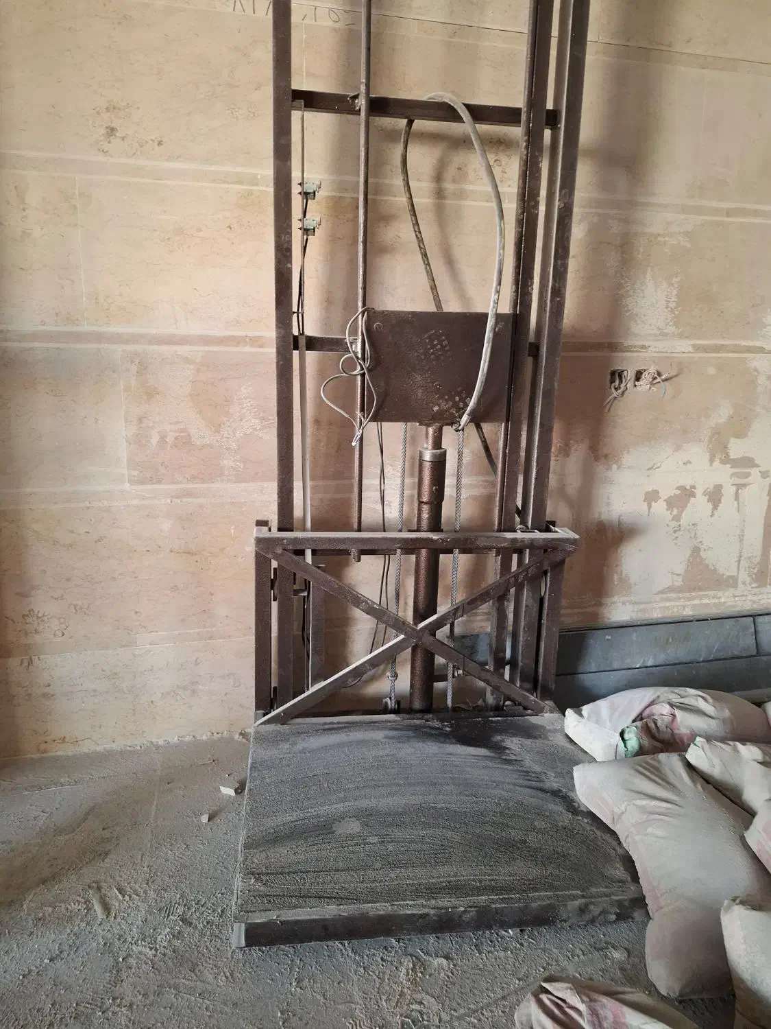 بالابر خانگی|ماشینآلات صنعتی|خمینیشهر, |دیوار