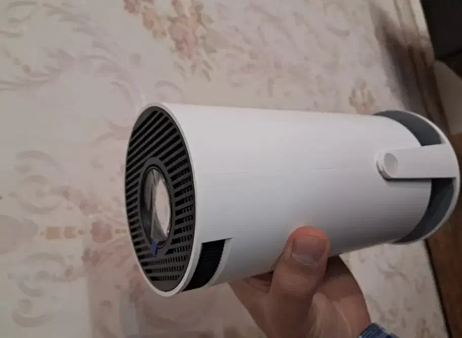 ویدیو پروژکتور hy300|تلویزیون و پروژکتور|اهواز, فرهنگ شهر|دیوار