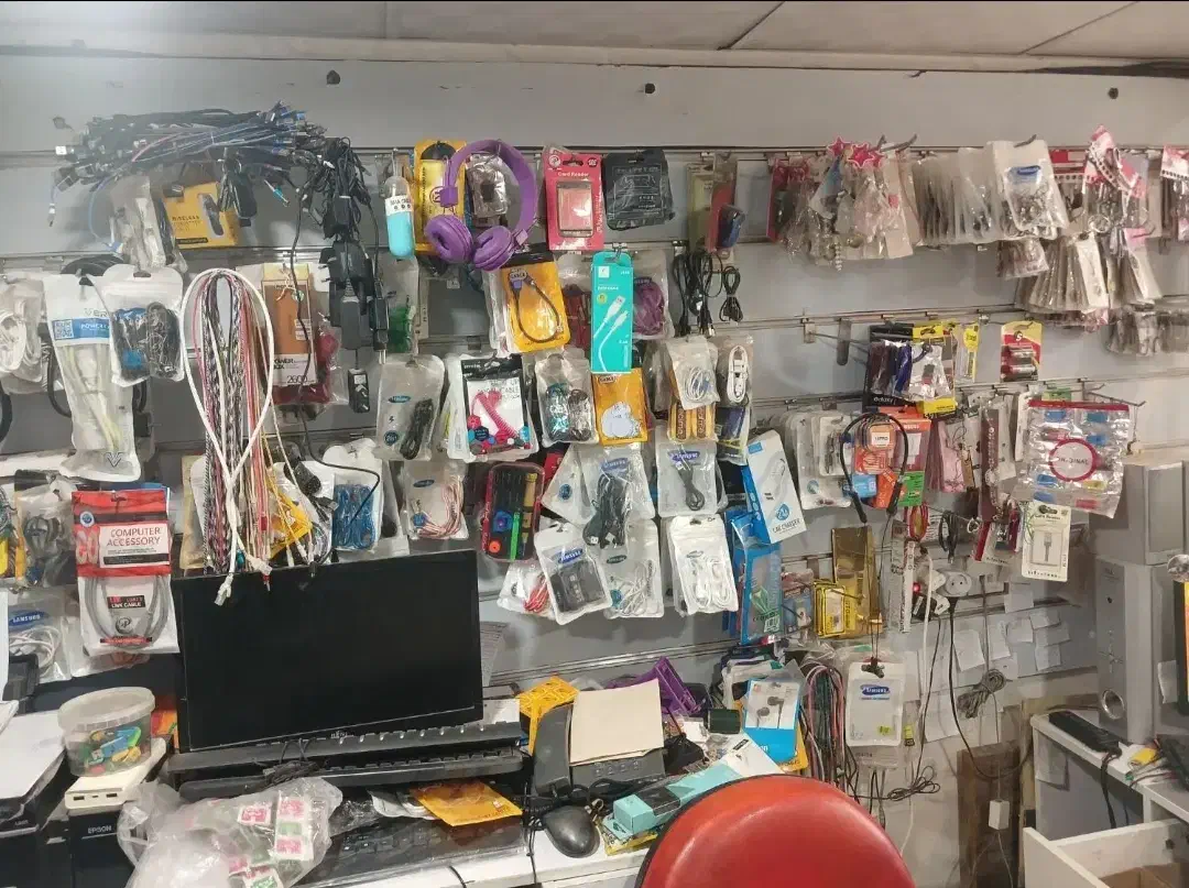 فروش کامپیوتر.هارد.ولوازم جانبی جهت محصولات فرهنگی|قطعات و لوازم جانبی رایانه|چناران, |دیوار