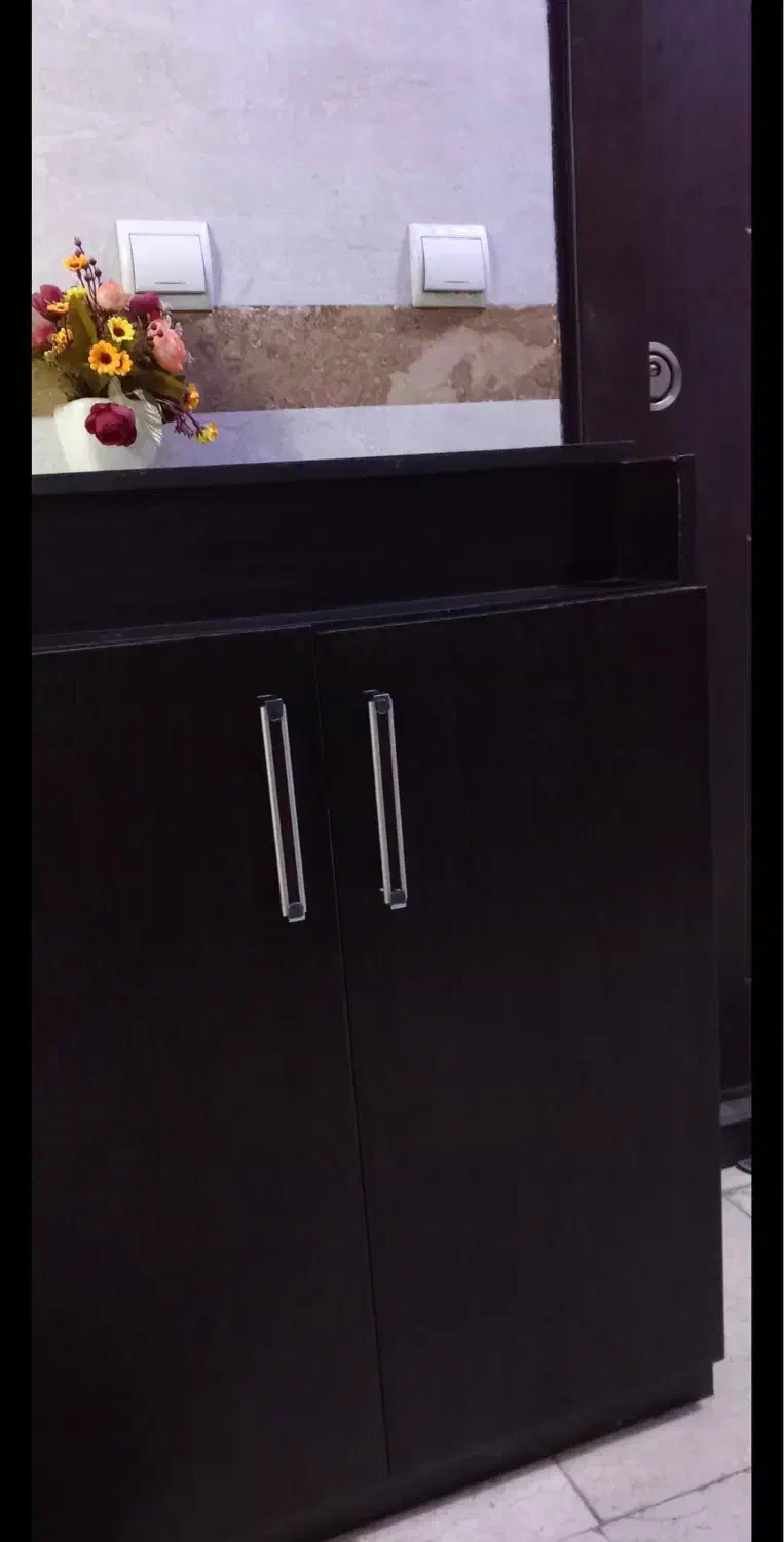 جاکفشی|جاکفشی، کمد، دراور|قدس, شهر‌قدس|دیوار