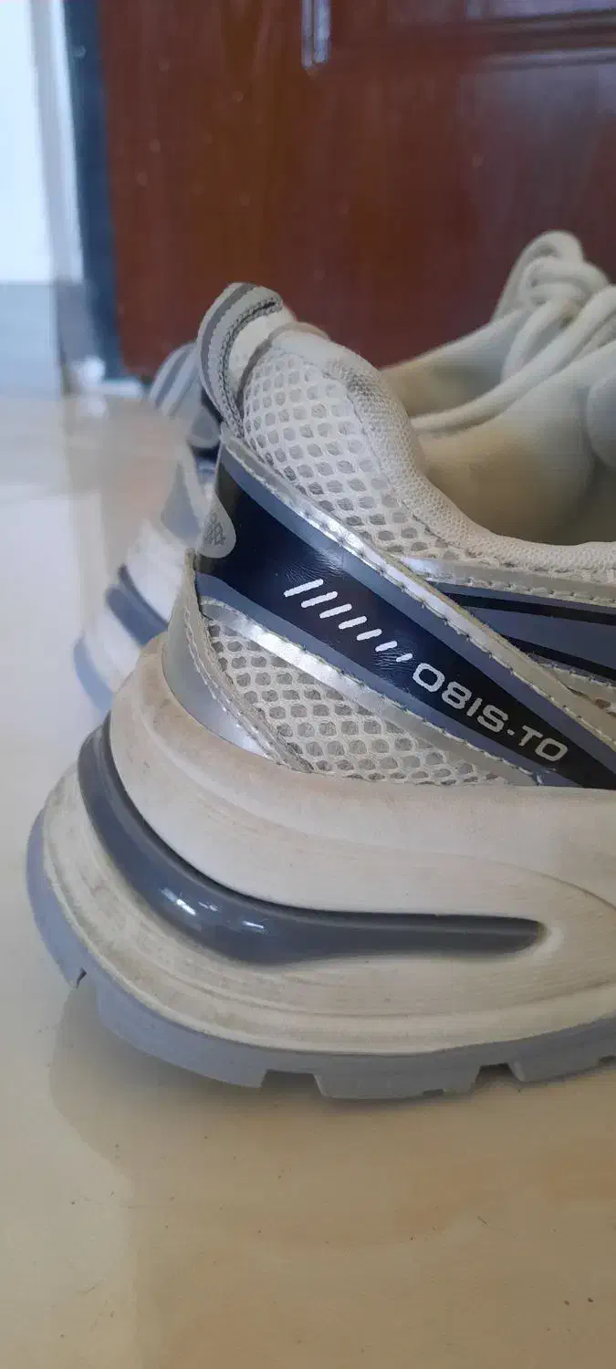 کتانی زنانه|کیف، کفش، کمربند|هشتگرد, شهرک گلها|دیوار