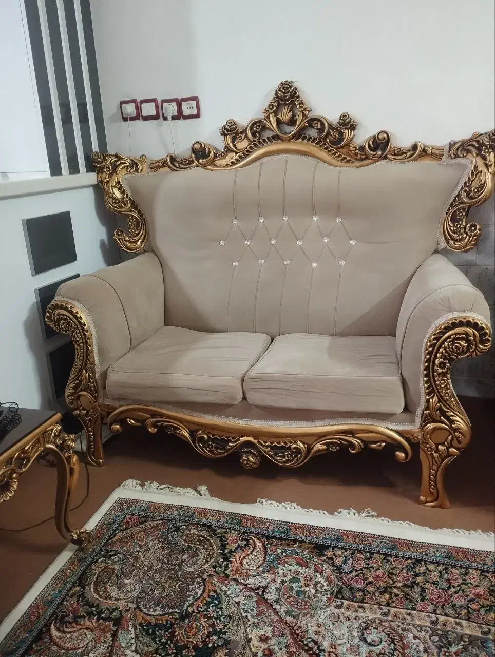مبل سلطنتی ۹ نفره|مبلمان خانگی و میز عسلی|بیرجند, |دیوار
