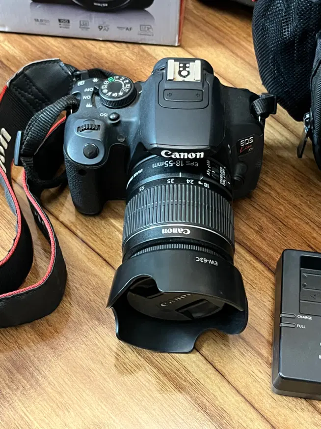 700d canon|دوربین عکاسی و فیلم‌برداری|همدان, |دیوار