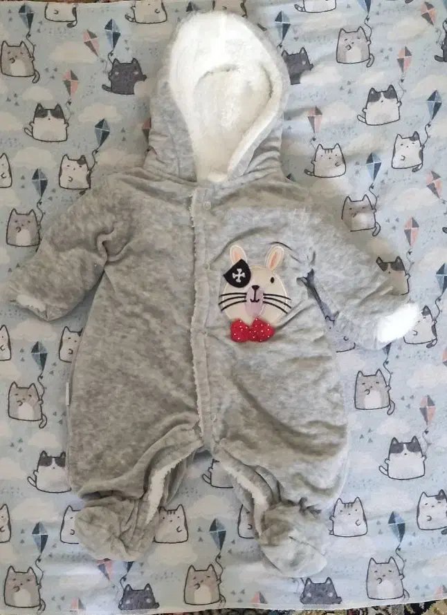 سرهمی نوزاد نو|کفش و لباس بچه|قم, چهار مردان|دیوار