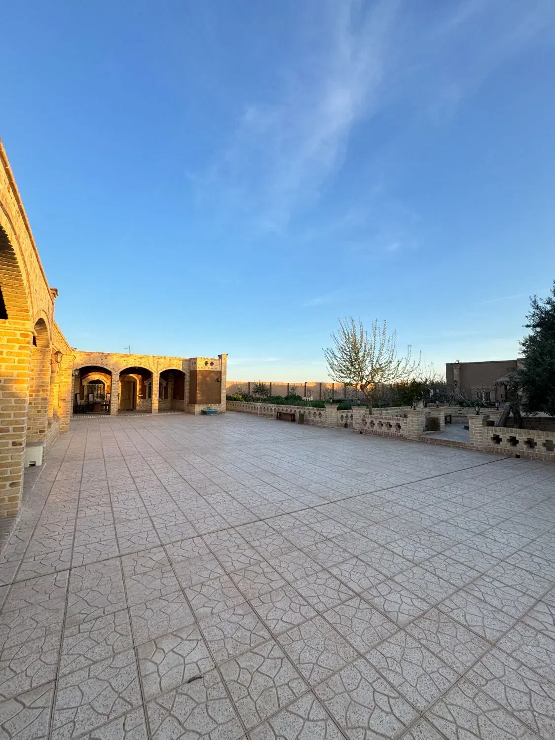 اجاره روزانه وکوتاه مدت اقامتگاه سرای پدربزرگ|اجارهٔ کوتاه‌مدت آپارتمان و سوئیت|گرمسار, |دیوار