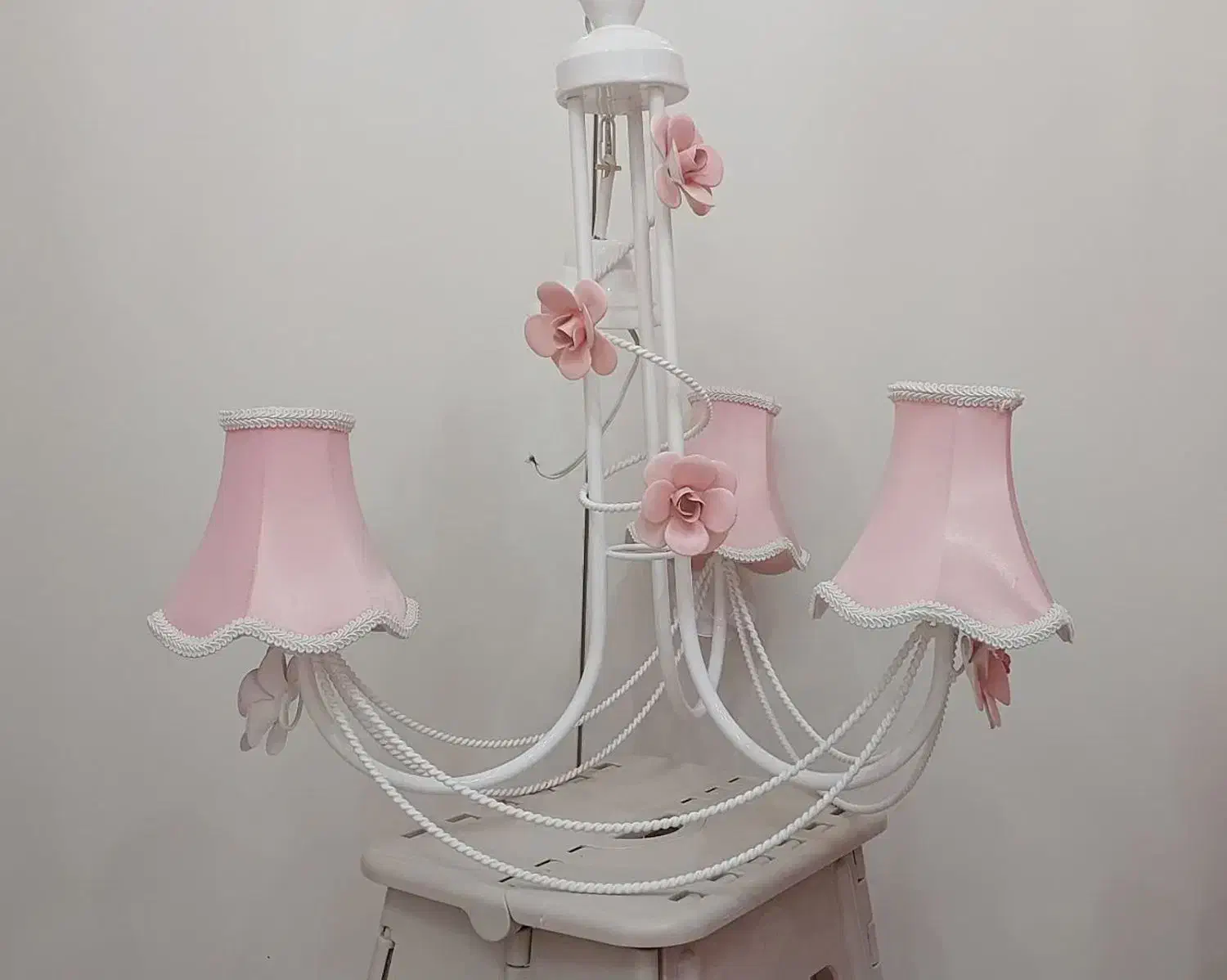 لوستر|لوستر و چراغ آویز|قم, مجیدیه|دیوار