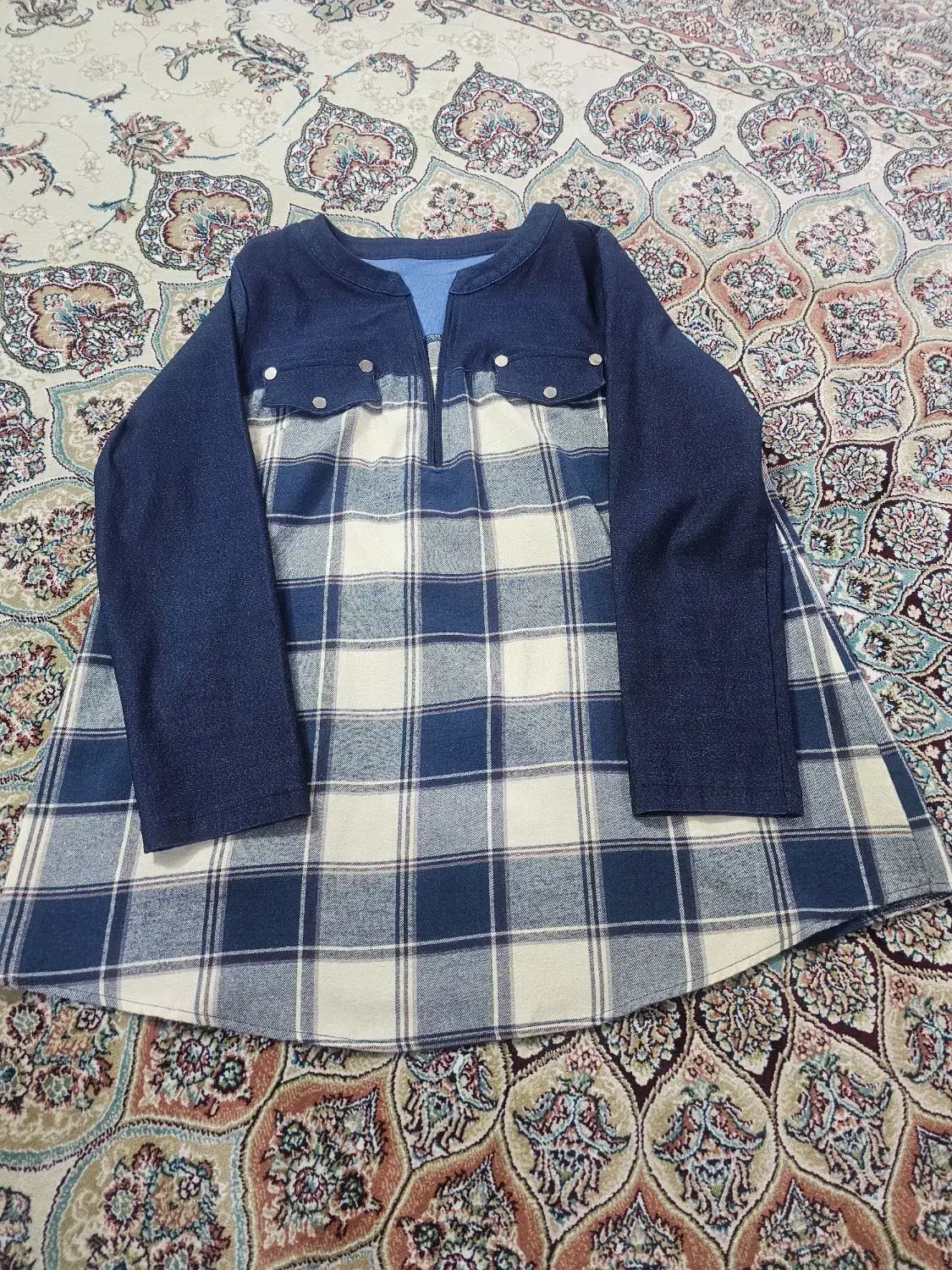 manto|لباس|گلبهار, شهر جدید گلبهار|دیوار