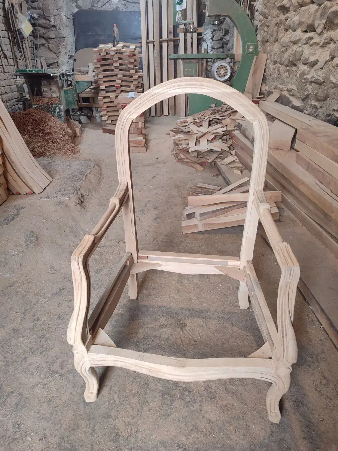 تولید انواع مبلمان|مبلمان خانگی و میز عسلی|تویسرکان, |دیوار