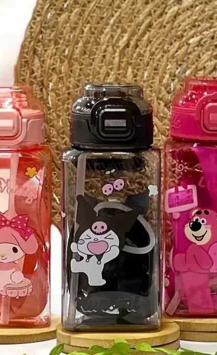 قمقمه کرومی و لبوبو|ظروف نگهدارنده، پلاستیکی، یک‌بارمصرف|اصفهان, کلمه خوران|دیوار