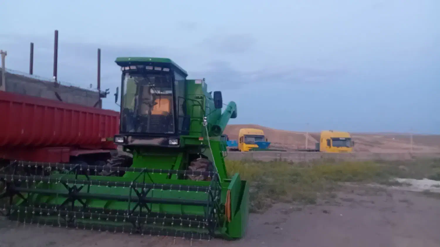 کمپاینن|خودرو سنگین|میانه, |دیوار