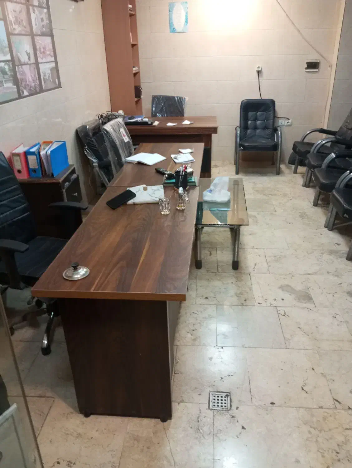میز و صندلی|دفتر کار|کرج, برغان|دیوار