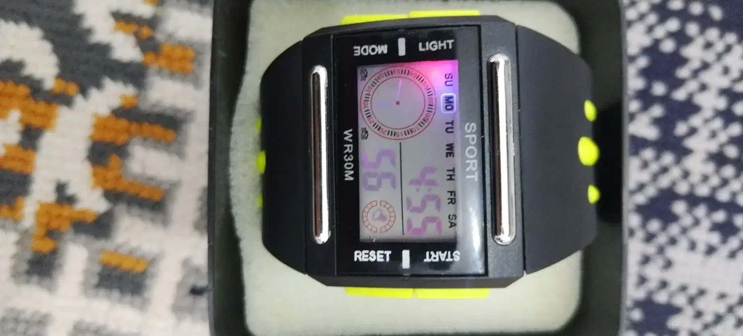 ساعت|ساعت|سبزوار, هویزه|دیوار