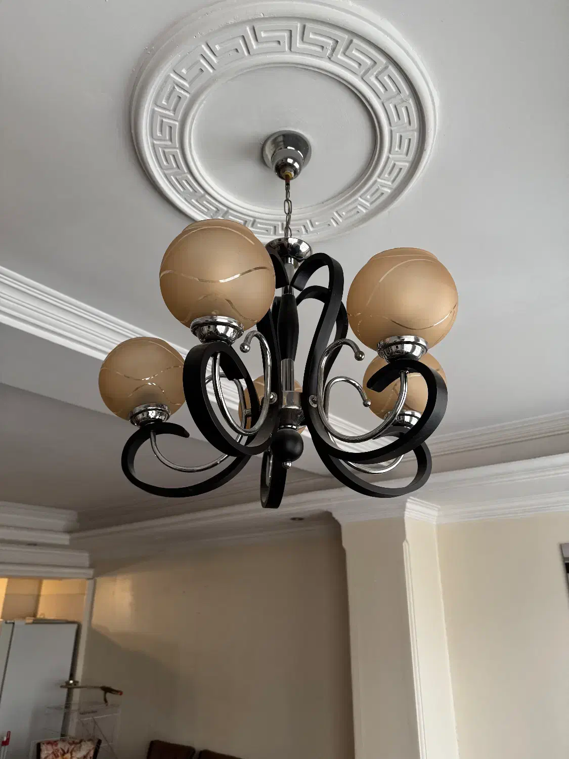 لوستر چوب پنج شاخه|لوستر و چراغ آویز|کرج, شهرک جهان‌نما|دیوار