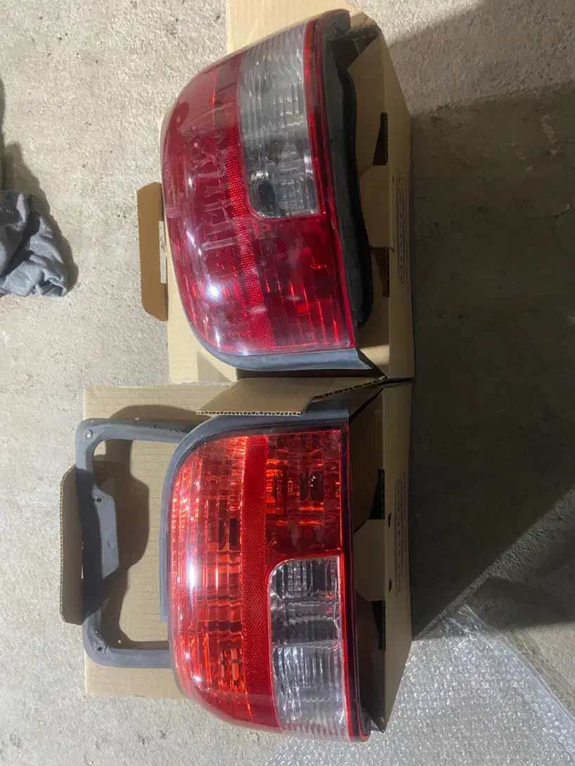 یک جفت چراغ خطر پراید سالم|قطعات یدکی و لوازم جانبی|هشتگرد, هشتگرد قدیم|دیوار