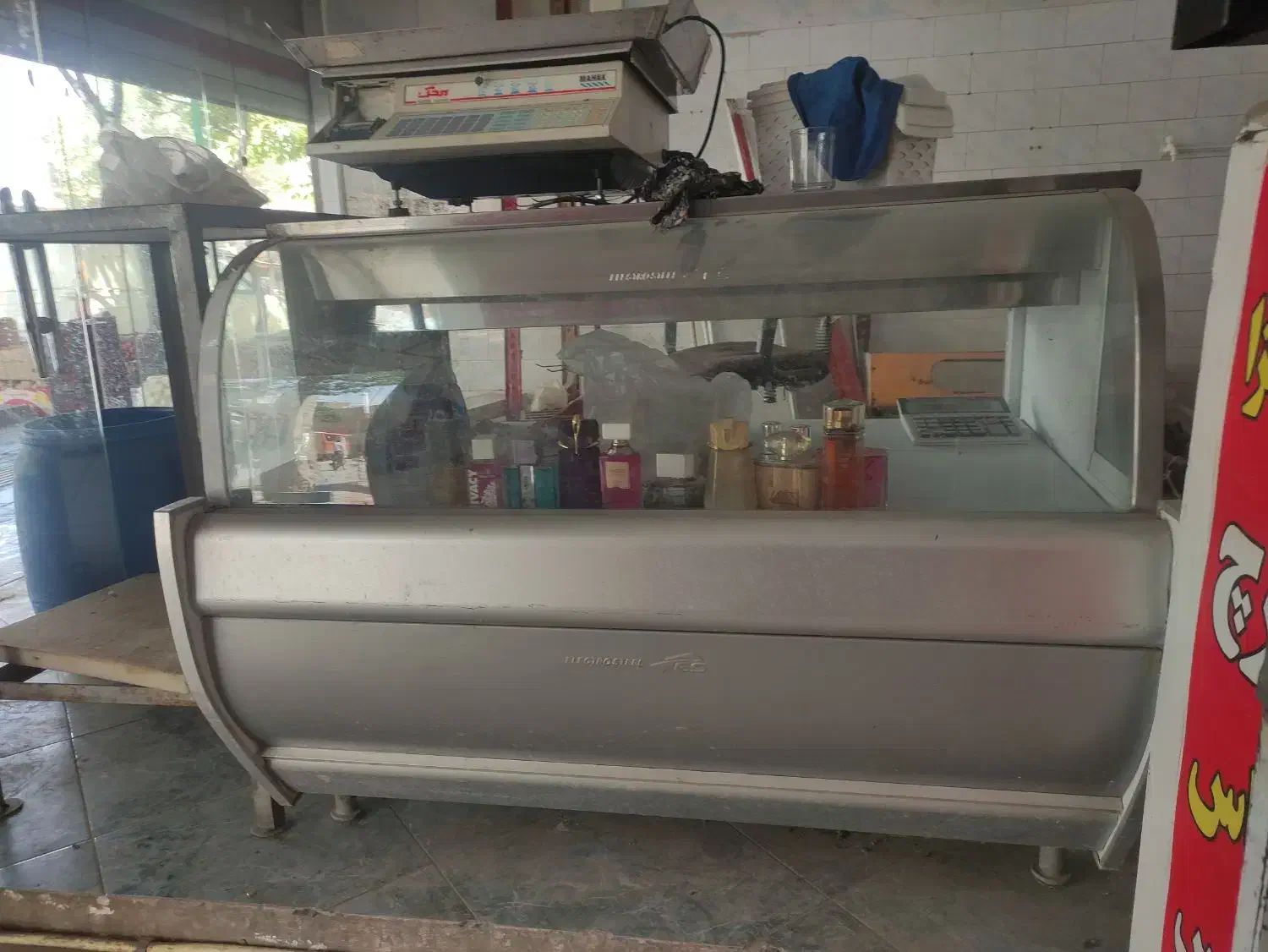 ترازو محک هفتادکیلویی و دخل ویترینی|فروشگاه و مغازه|شیروان (خراسان), |دیوار