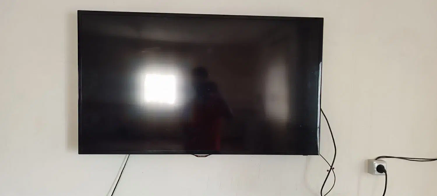ال ای دی سامسونگ ۴۶اینچ|تلویزیون و پروژکتور|گرگان, |دیوار