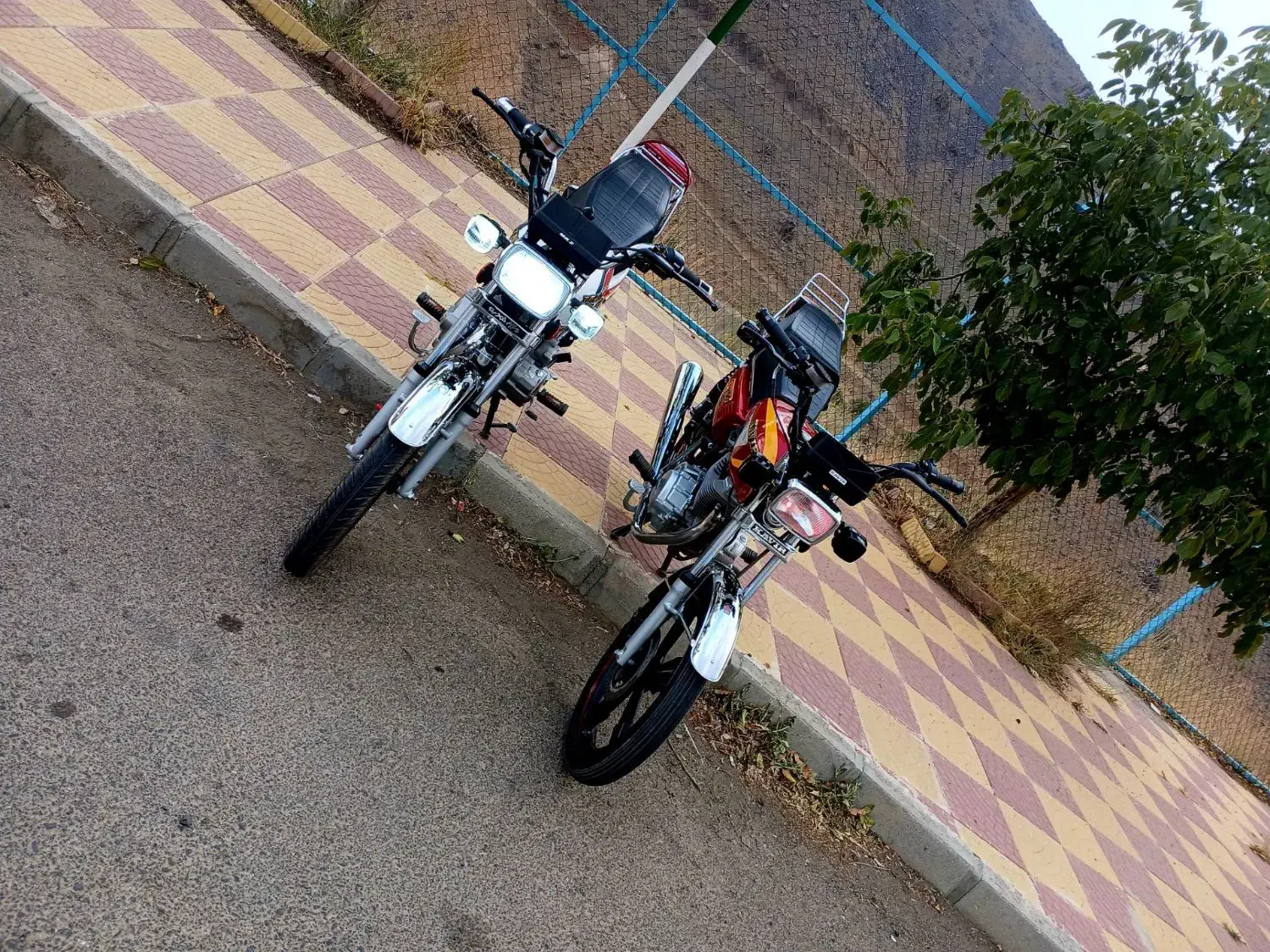 هندا 200|موتورسیکلت|همدان, |دیوار