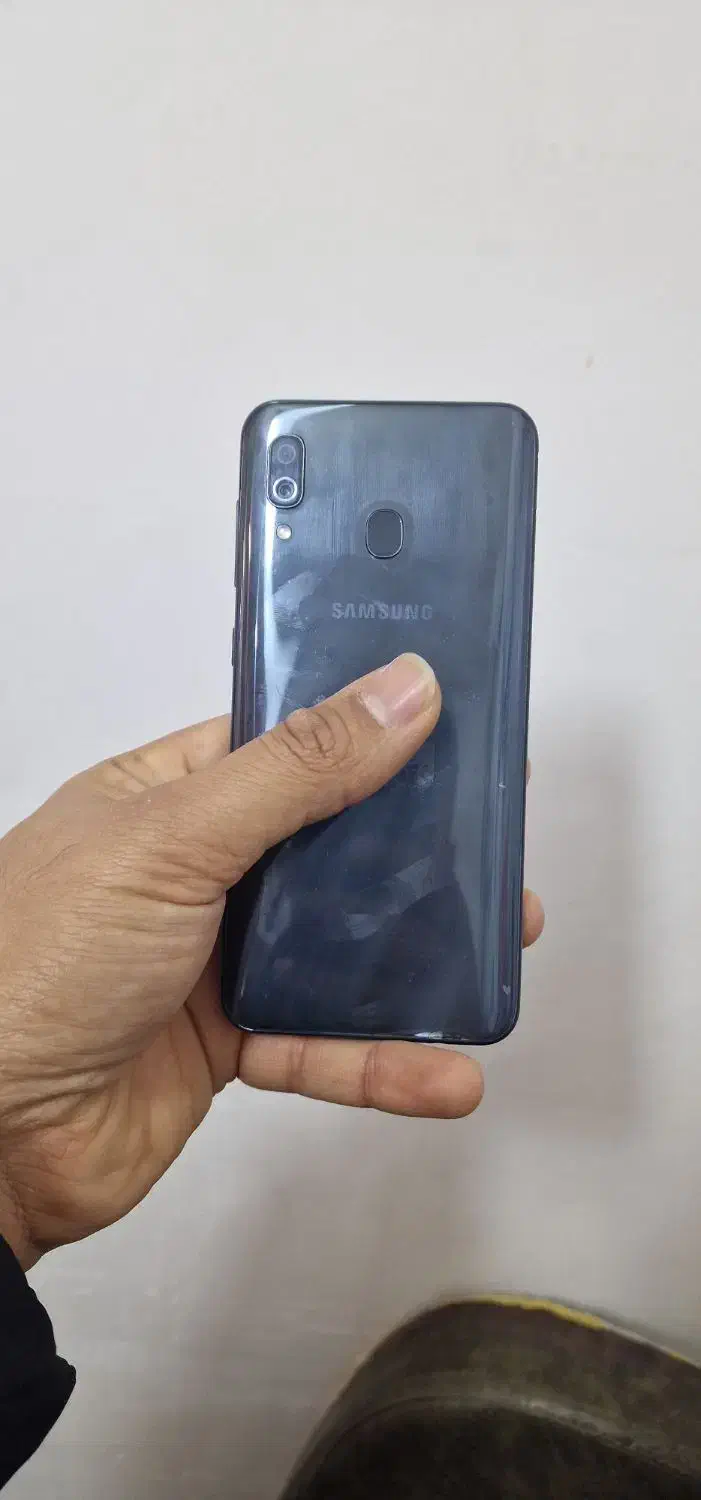 گوشی واقعن در حد نو|موبایل|سرپل ذهاب, |دیوار