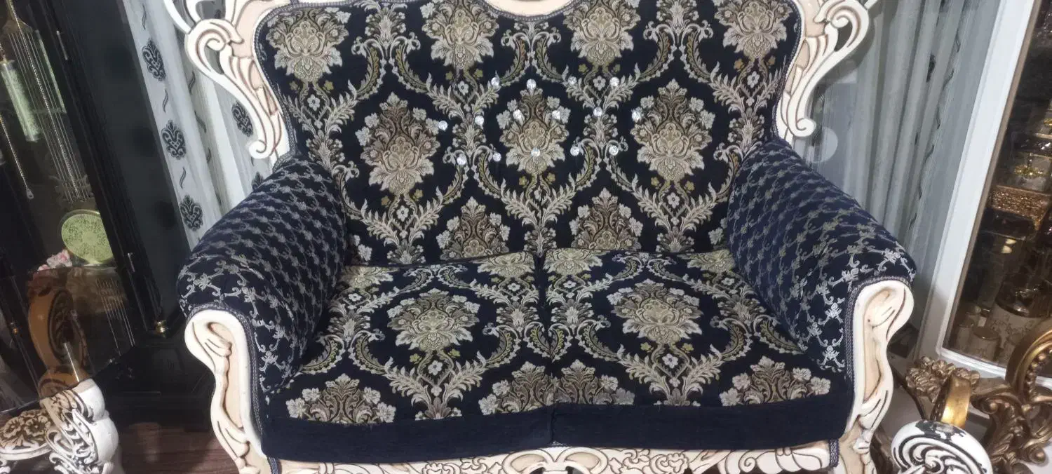 مبل۷نفره|مبلمان خانگی و میز عسلی|قرچک, پویینک|دیوار