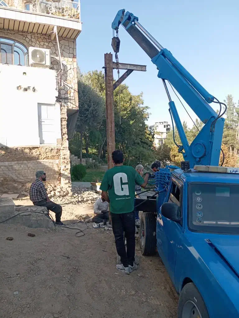 امداد خودرو و یدک کش و جرثقیل|خدمات حمل و نقل|بروجرد, |دیوار