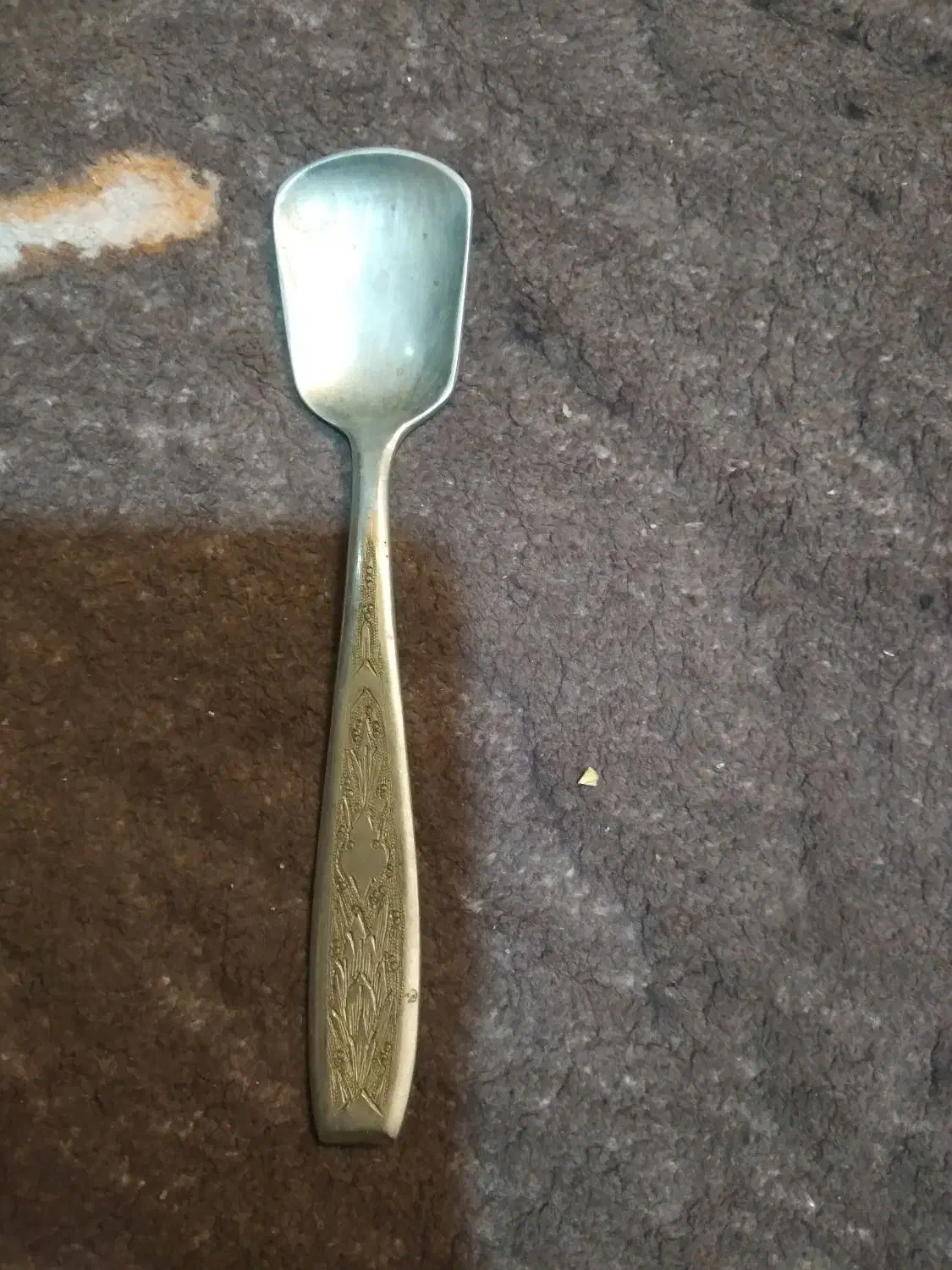 قاشق چای خوری|کلکسیون اشیاء عتیقه|شیراز, بالا کفت|دیوار