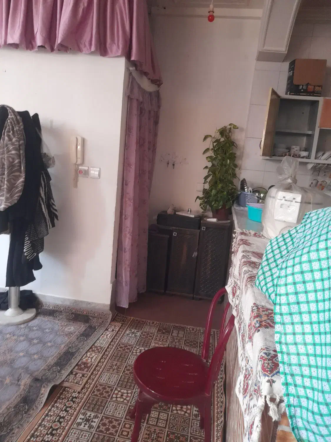 فروش فوری منزل۷۰ متری  طبقه اول|فروش خانه و ویلا|اصفهان, پوریای ولی|دیوار