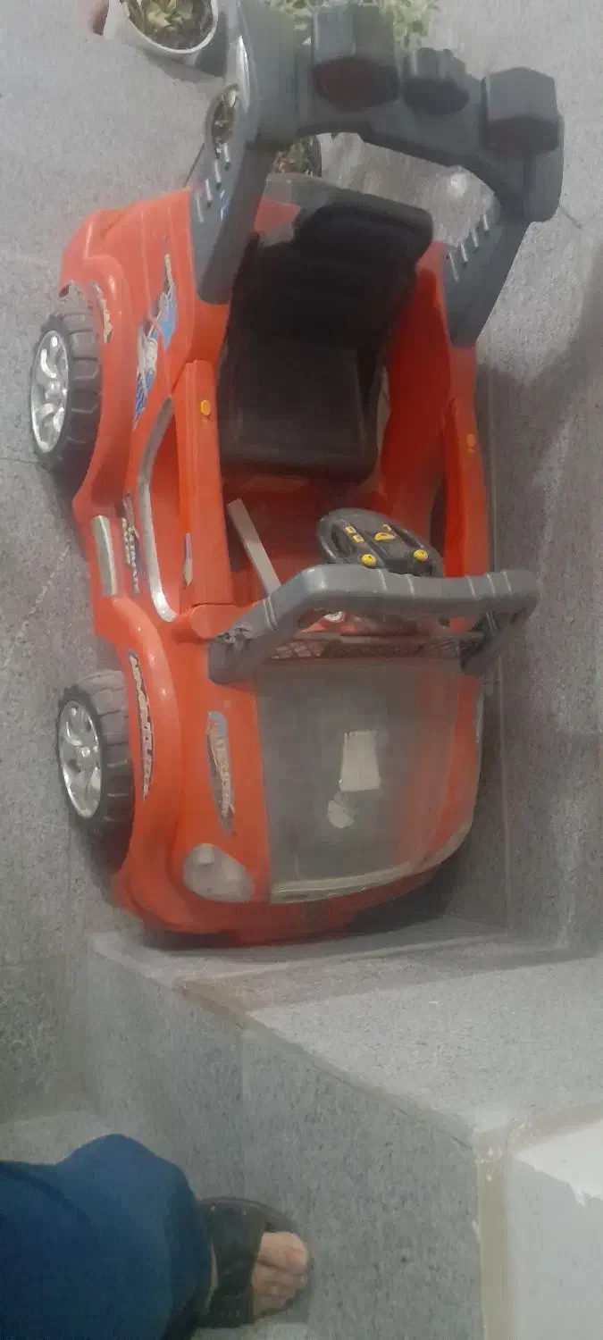 ماشین شارژی|اسباب‌بازی بچه|خمین, |دیوار