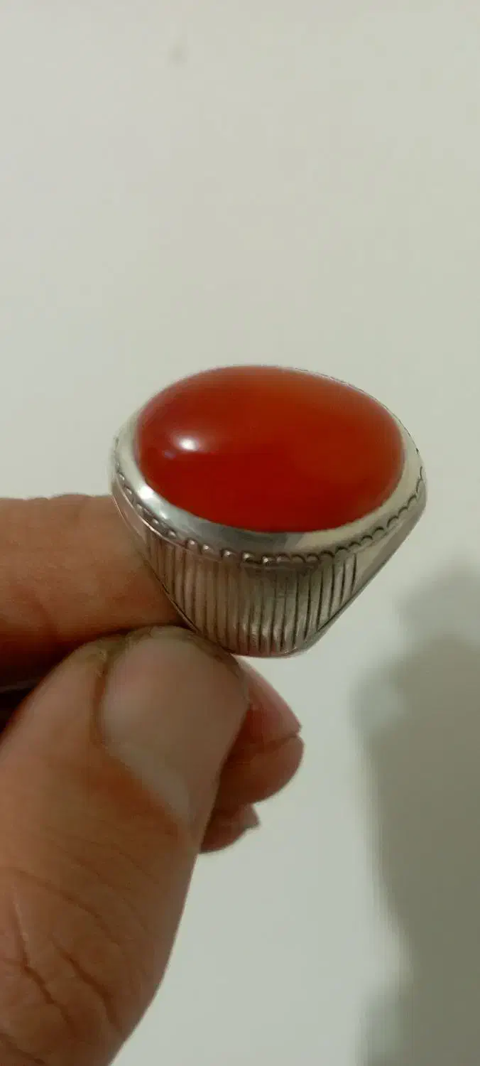 عقیق یمنی سرخ ناب کهنه چشم دار|جواهرات|کرمانشاه, |دیوار