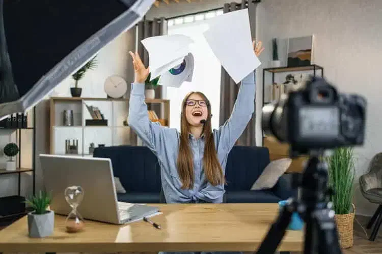 ساخت تیزر تبلیغاتی و فیلمبرداری حرفهای|خدمات پذیرایی، مراسم|کیش, |دیوار