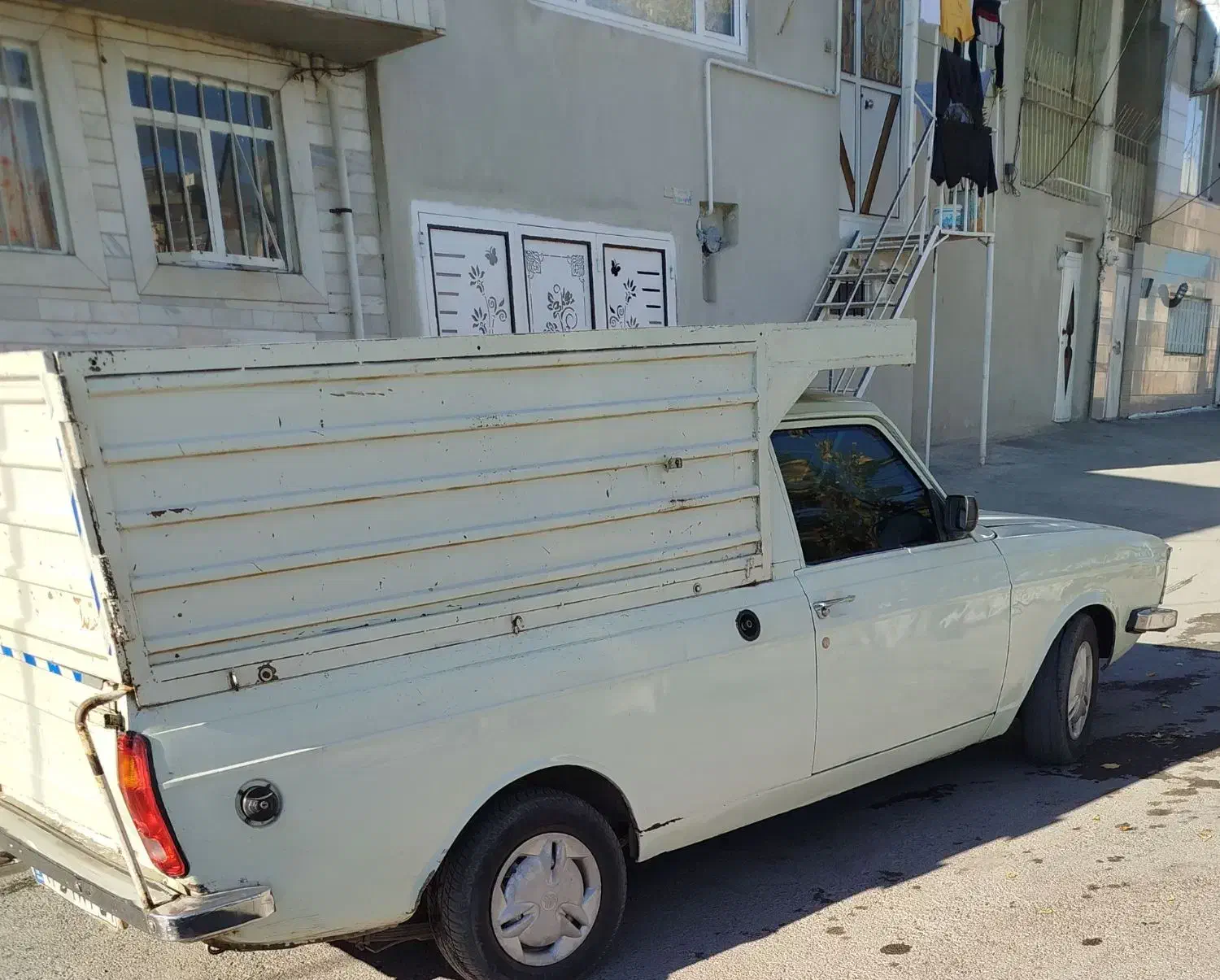 وانت مدل 83|خودرو سواری و وانت|سنندج, |دیوار