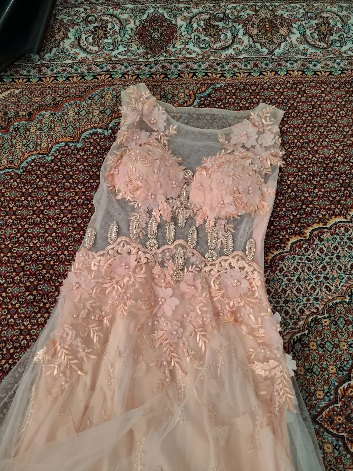 لباس مجلسی نو|لباس|سراب, |دیوار