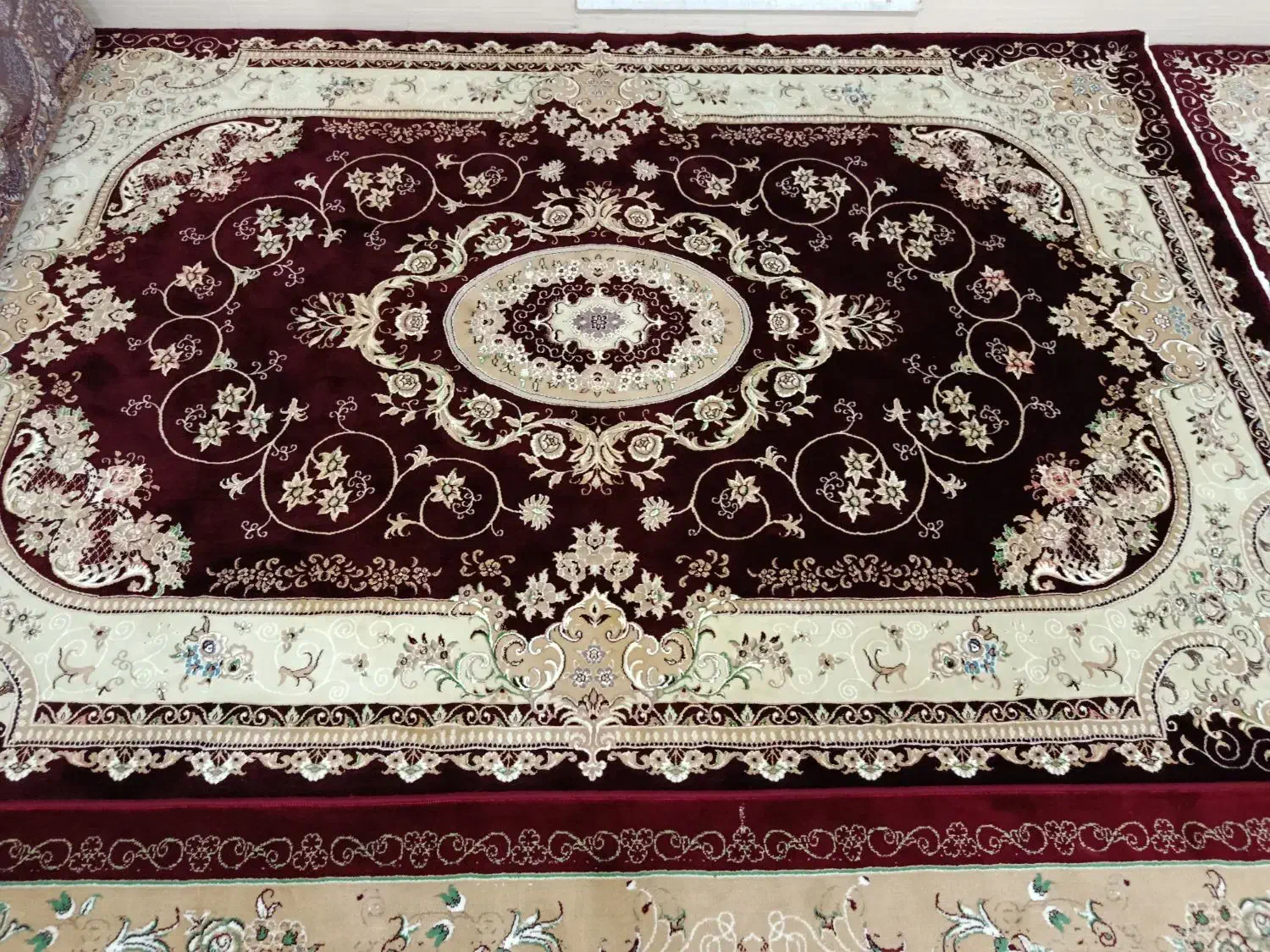 فرش در حد نوع|فرش|بوئین زهرا, |دیوار