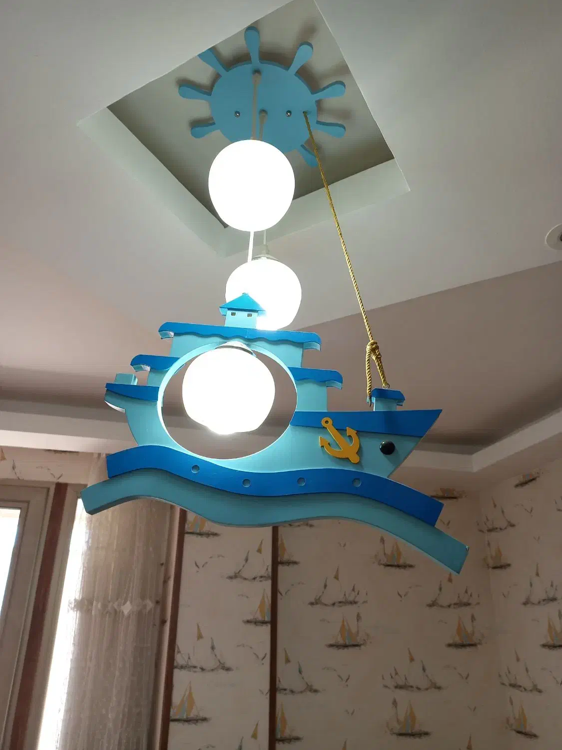 لوستر|لوستر و چراغ آویز|شیراز, تاچارا|دیوار