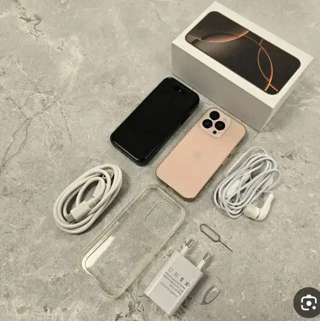 آیفون 16 پرومکس مینی 16 pro max mini|موبایل|شیراز, جانبازان|دیوار