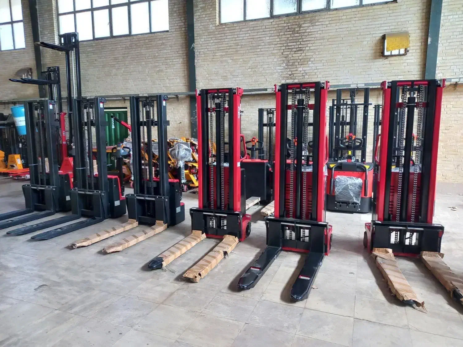 استاکر دستی هاردکس لیفتراک شارژی امگا|قطعات یدکی و لوازم جانبی|سنندج, |دیوار