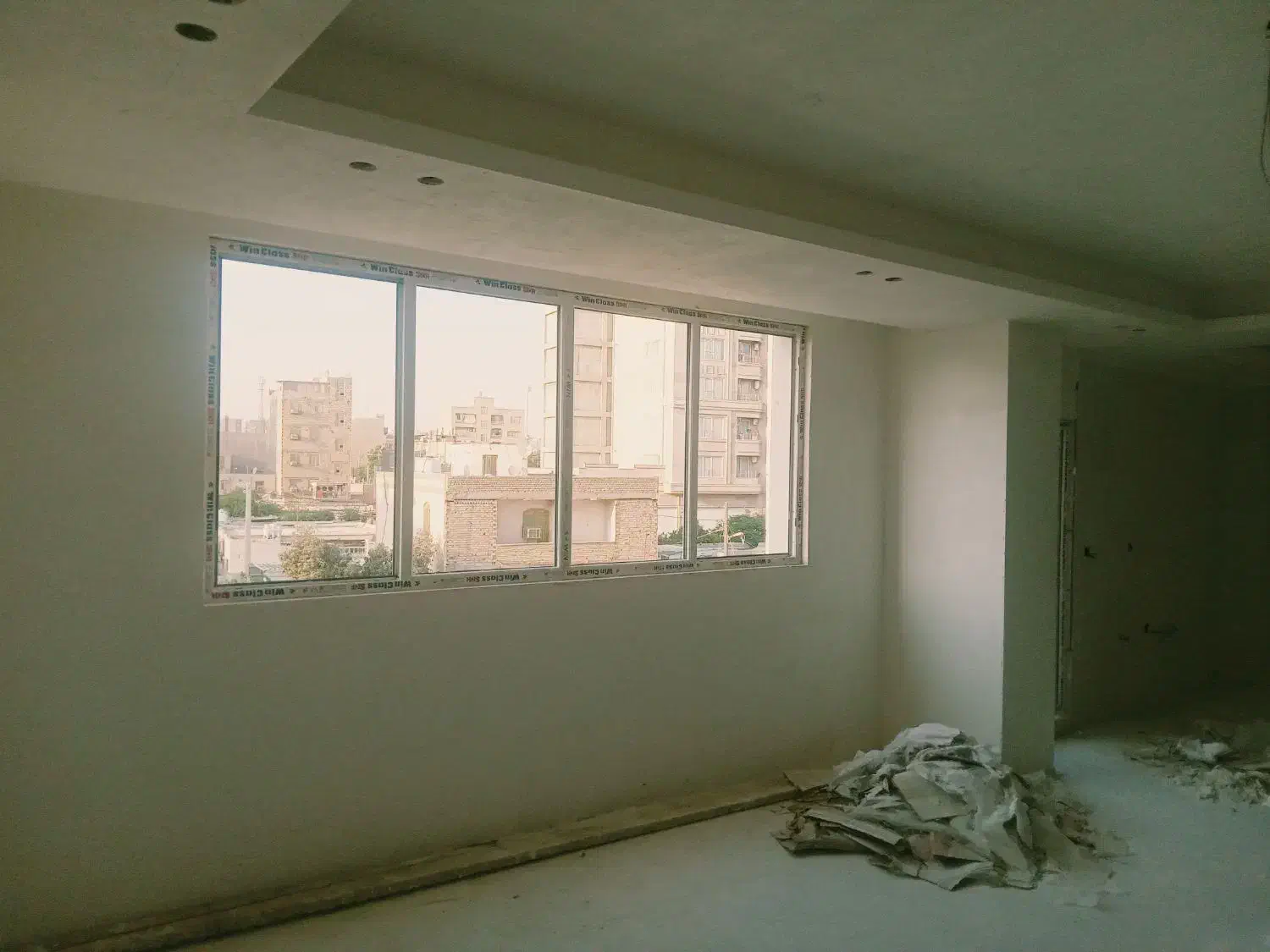 خیابان برق/ ۱۳۰ متری/ سه خوابه / تک واحدی|پیش‌فروش املاک|بندرعباس, |دیوار