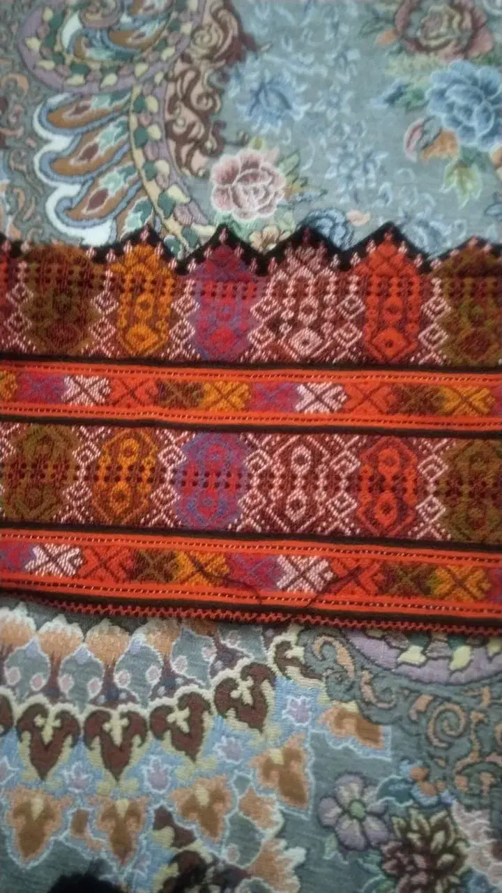 زیاستین|لباس|خاش, |دیوار