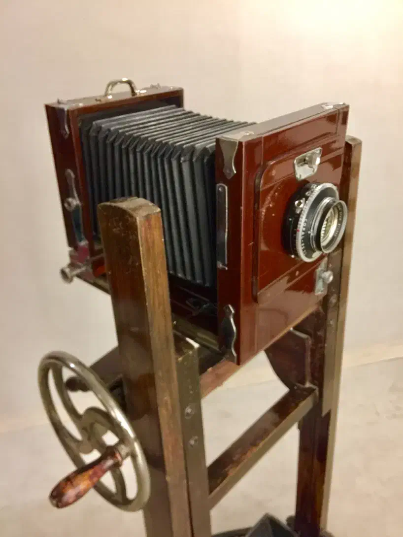 دوربین عکاسی قدیمی و عتیقه|کلکسیون اشیاء عتیقه|ارومیه, |دیوار