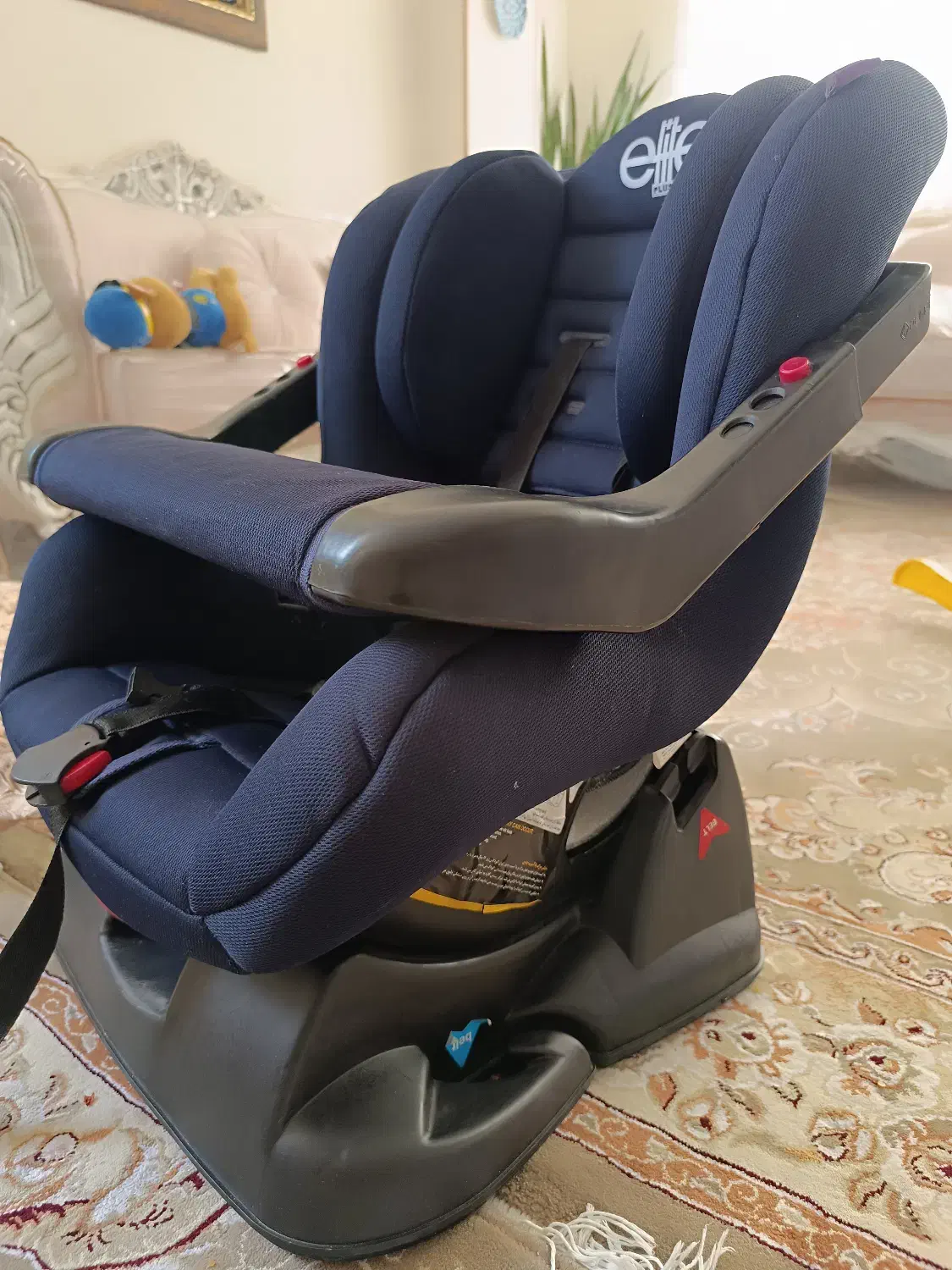 صندلی کودک|تخت و صندلی بچه|فولادشهر, مسکن مهر فولادشهر|دیوار