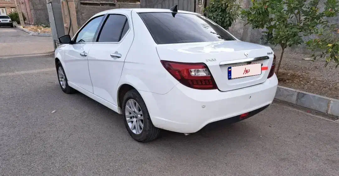 دنا پلاس ۱۴۰۰|خودرو سواری و وانت|سیرجان, |دیوار