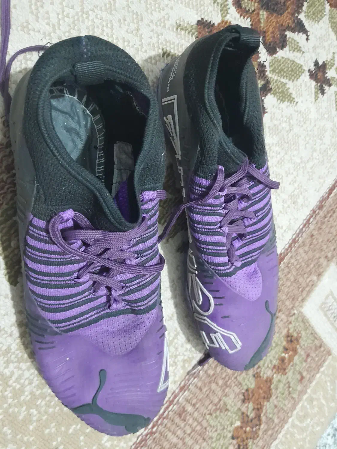 کتونی فوتبال استوک دوبار پوشیده در جماران|تجهیزات ورزشی|رشت, کوی فکوری|دیوار