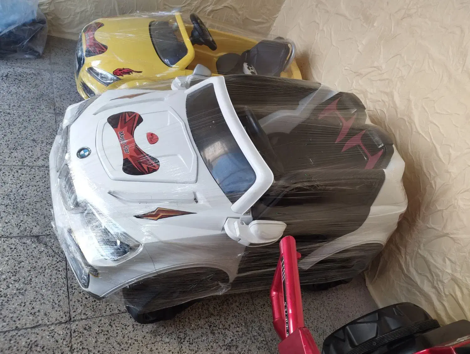 ماشین شارژی استوک دوموتوره و چهارموتوره|اسباببازی|ارومیه, |دیوار