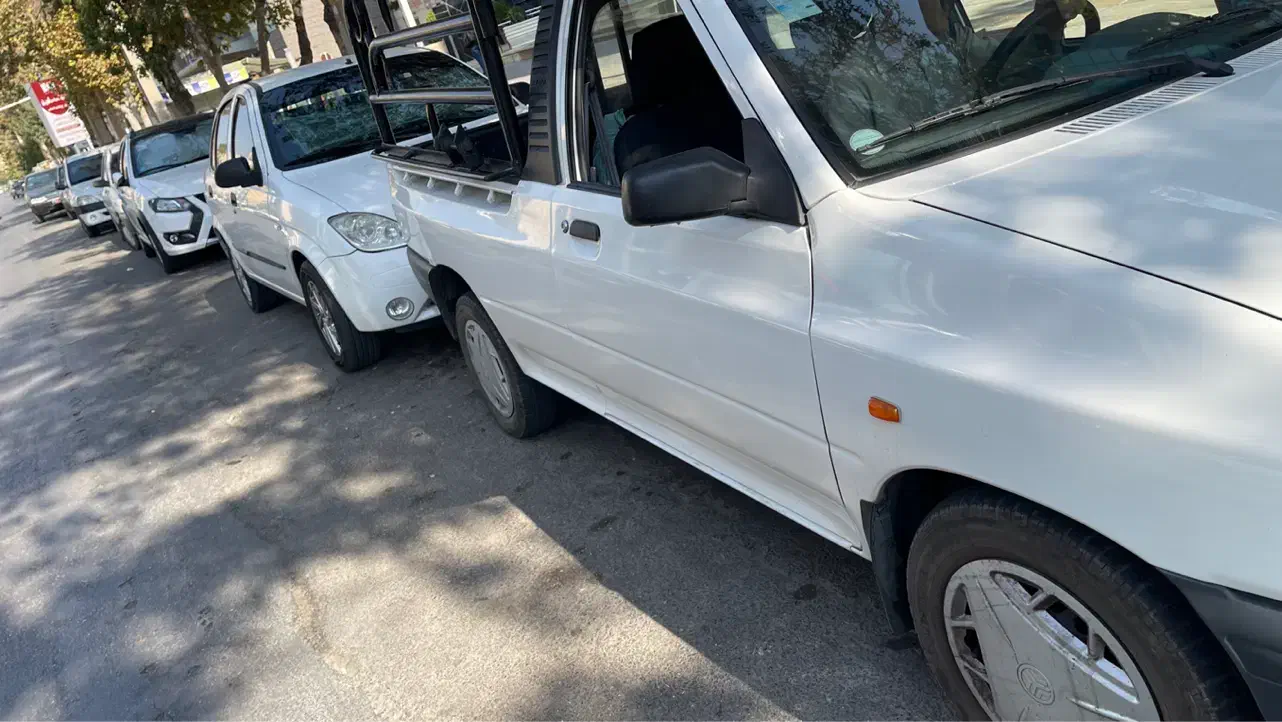 پراید بار۱۵۱سال۱۴۰۲خیلی تمیز در حد|خودرو سواری و وانت|شیراز, عفیفآباد|دیوار