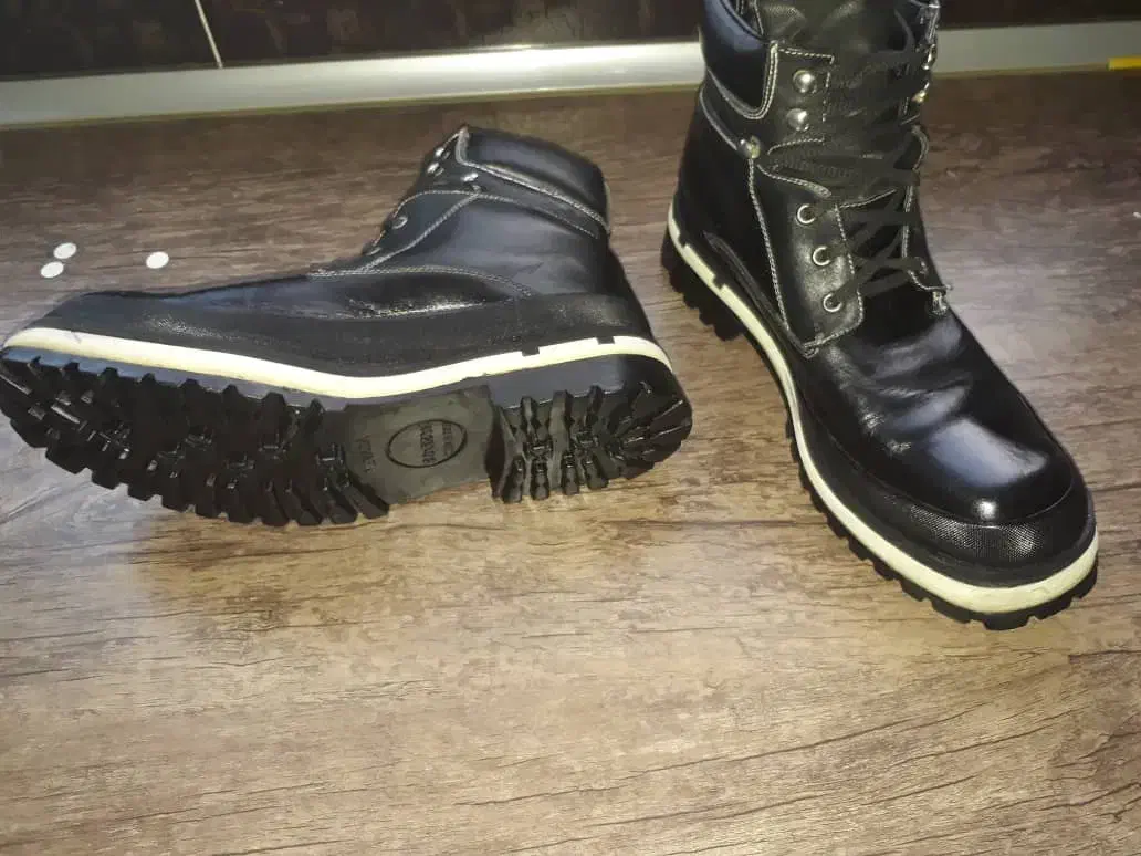 کفش کوهنوردی|کوهنوردی و کمپینگ|پردیس, فاز ۱۱|دیوار